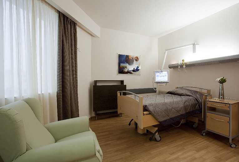 移植成功后腹水症状有哪些？附腹水原因措施及处理方式